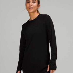 Lululemon Woman’s Lightweight Boolux Pull Over Sweater Black Cashmere Blend